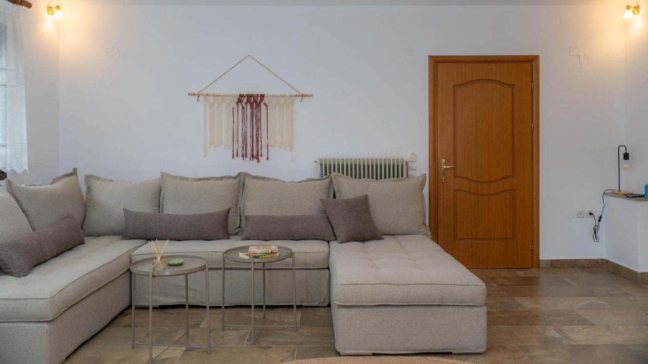 Postmans Apartment Under Meteora Kalambaka Extérieur photo
