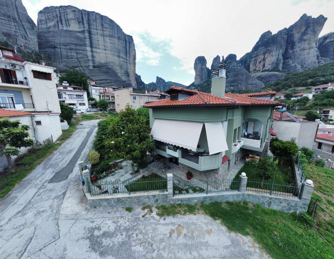 Postmans Apartment Under Meteora Kalambaka Extérieur photo